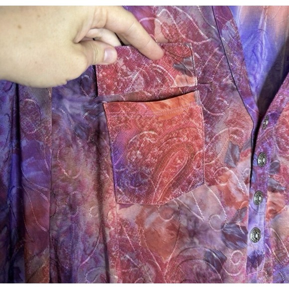 Y2K Embroidered Tie Dye Top Henley Womens Medium Petite Purple Pink Artsy Blouse - Picture 9 of 11
